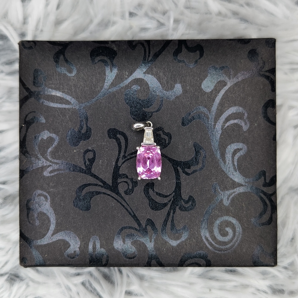.925 Pink sapphire pendant